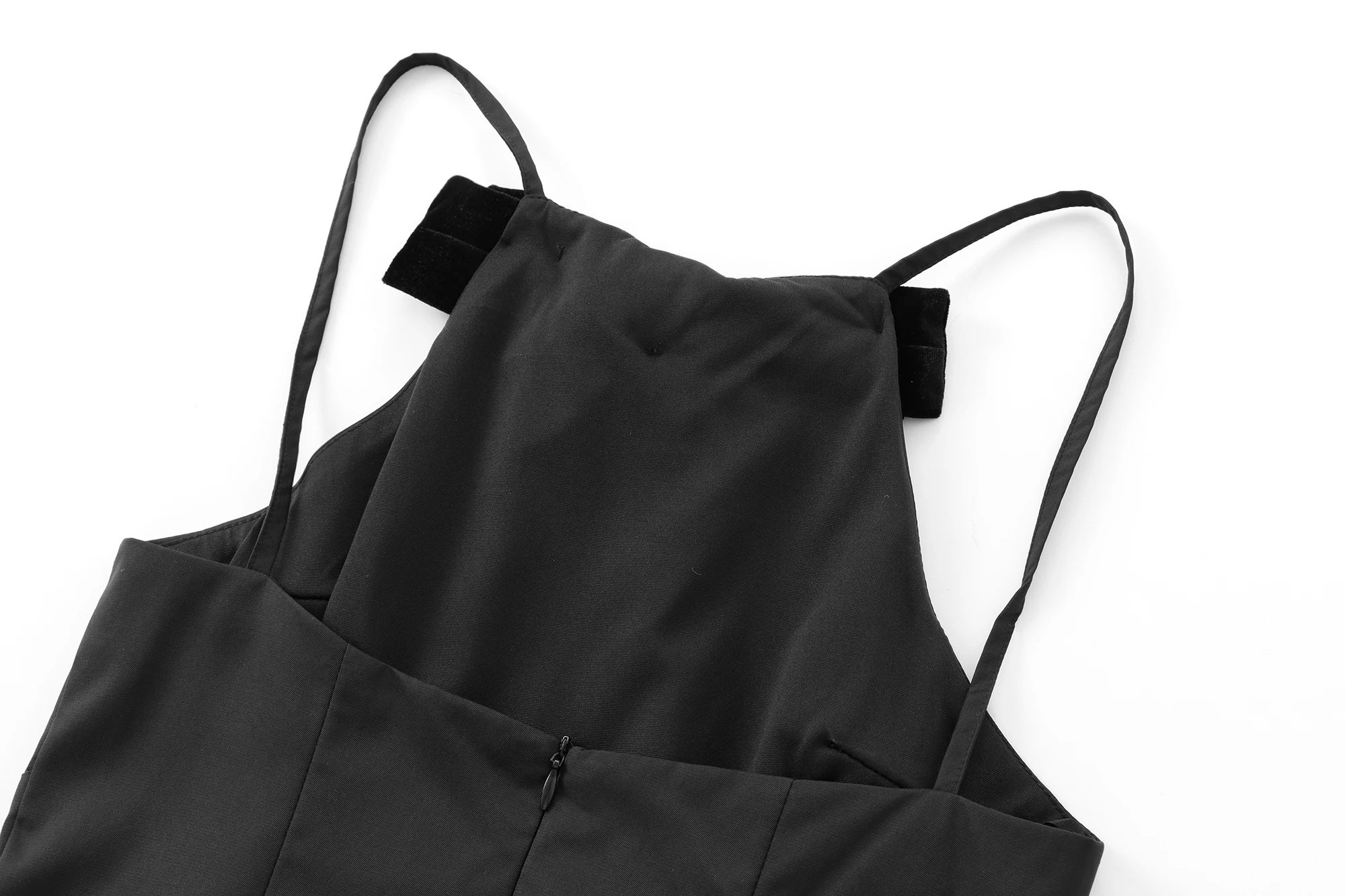 Женская блузка с лямкой на шее и бантом из поплина