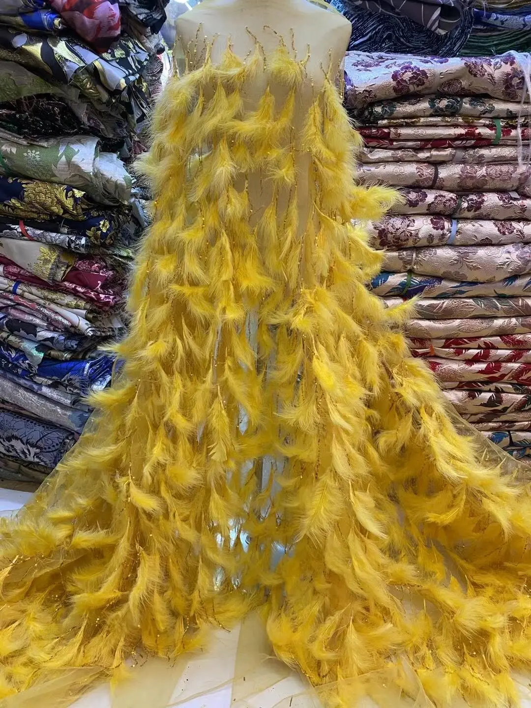 

Африканская кружевная ткань с перьями ZH-13067217 нигерийская Свадебная женская одежда материал с блестками французская Тюлевая кружевная ткань