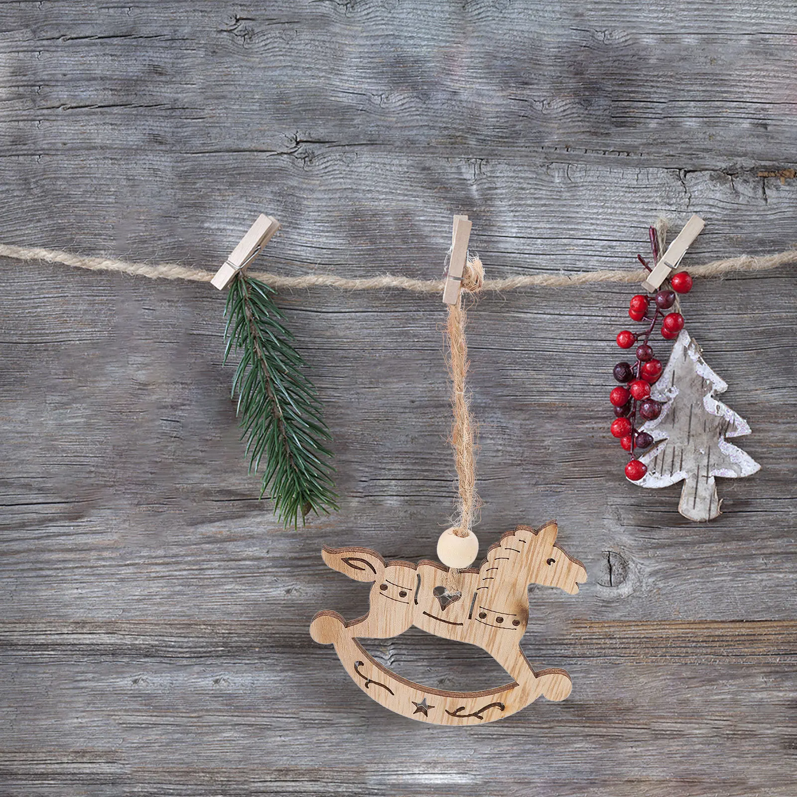 

Деревянные подвески лошадки для елки 6 шт.