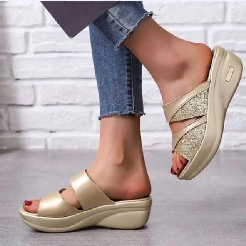 Женские туфли-лодочки с открытым носком на платформе