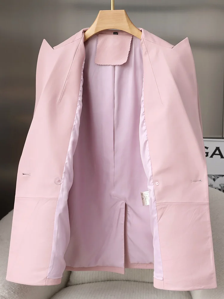 Рисунок 3 - Пальто из натуральной кожи для женщин