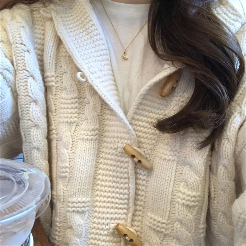 

Женский трикотажный кардиган с воротником-лодочкой, в рубчик