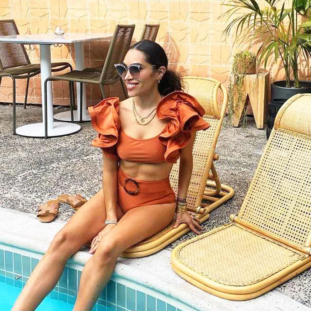 

2022 новый сексуальный комплект бикини с высокой талией, однотонный купальник с оборками, купальник на бретельках, женский купальный костюм, летняя пляжная одежда, бикини