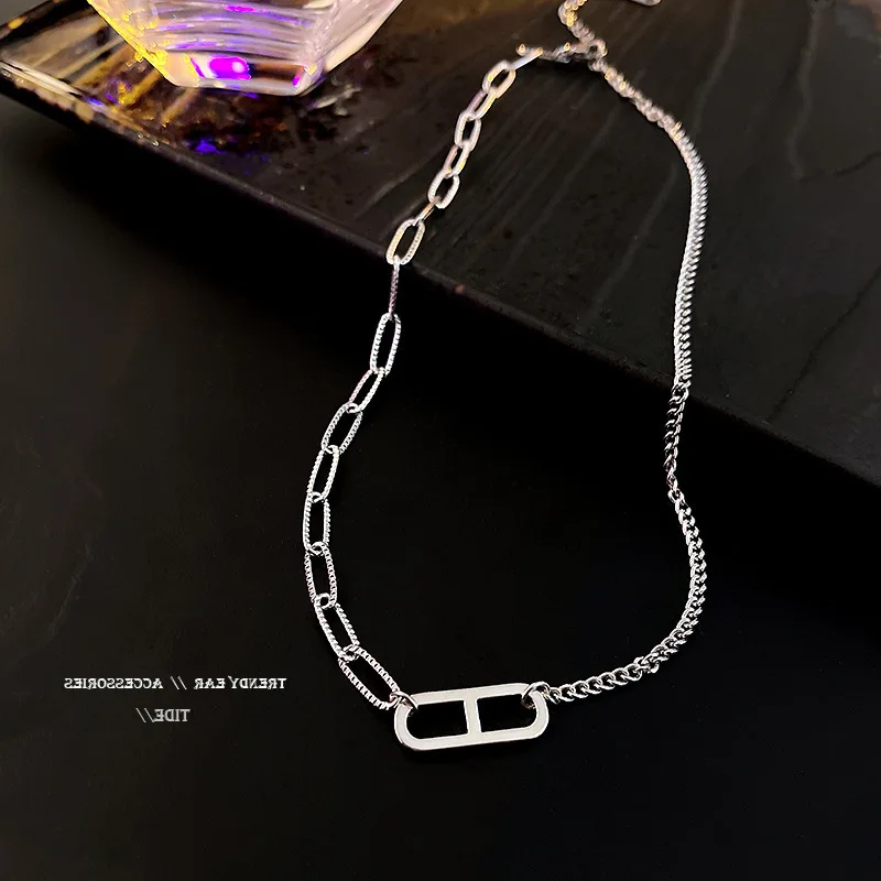 

Jewelry Gift Retro Necklace Women's Fashion Cool Wind Personality Clavicle Temperament Trend Pendant necklaces For Women