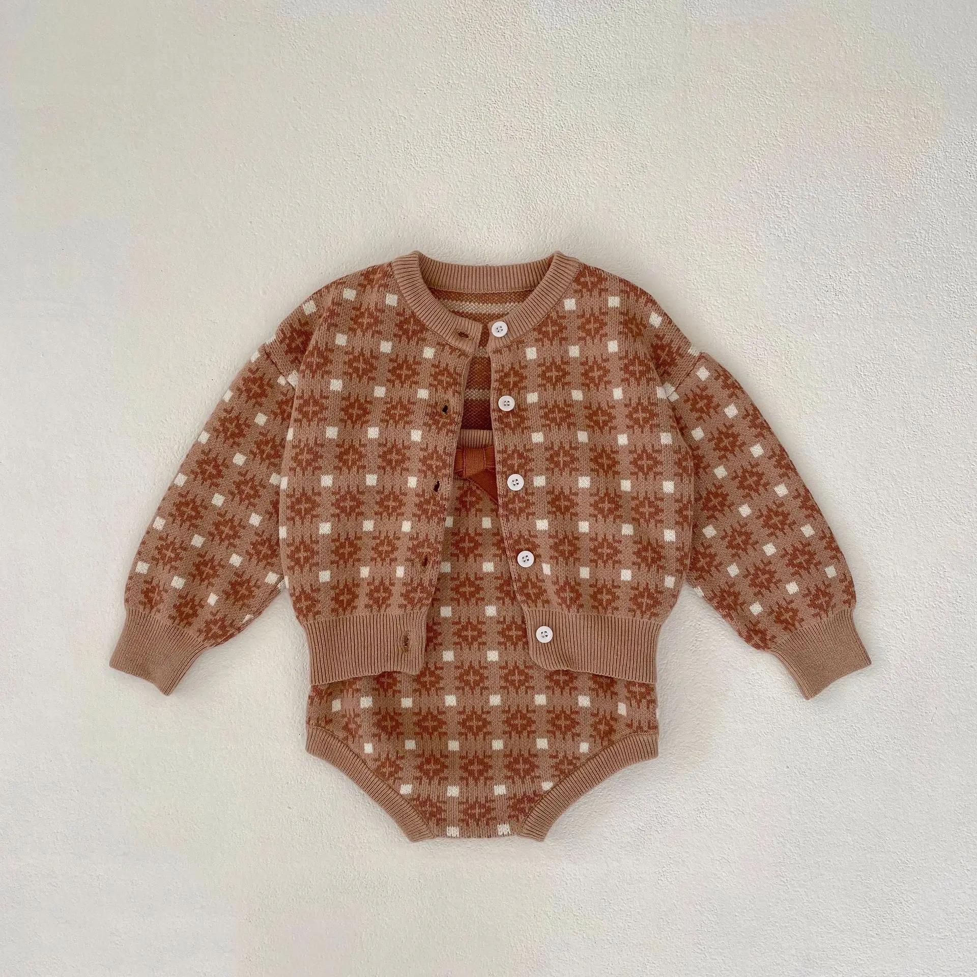 

Autumn Knitted Cardigan Plaid Retro Sweater Girl Baby Sweet All-match Tops Coat Newborn Cotton Jacket Infant Suspenders Bodysuit