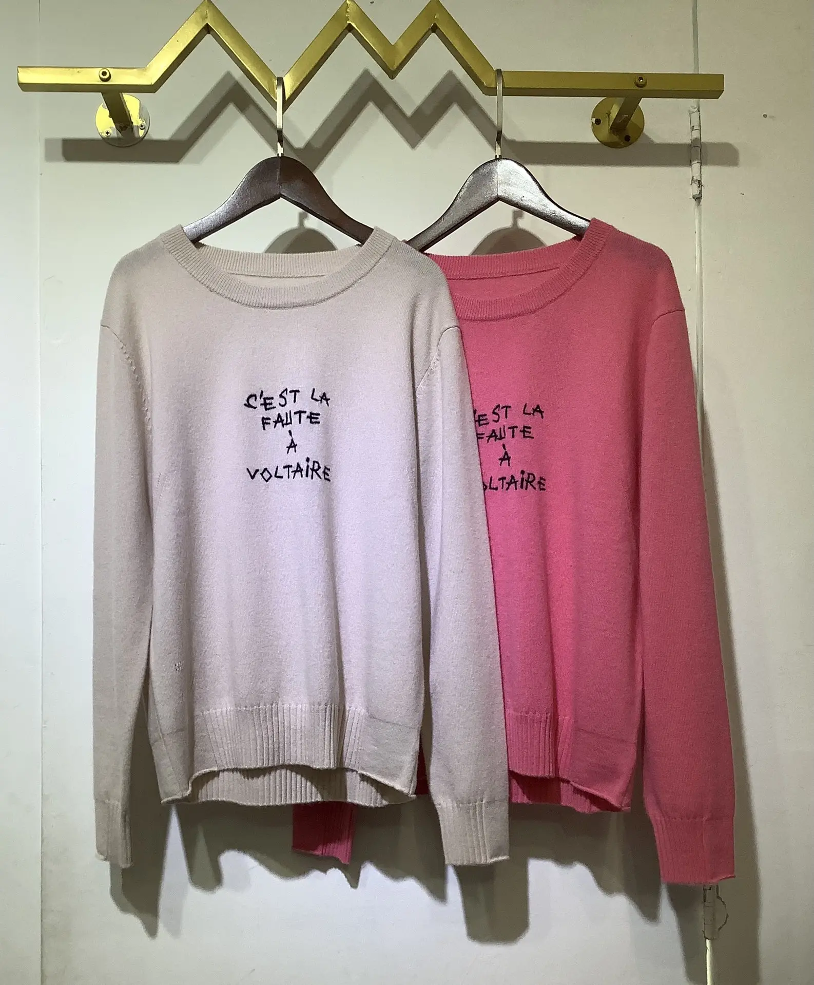 

2023 Early Autumn New Women Long-sleeved Embroidered Cashmere Pullover Sweater