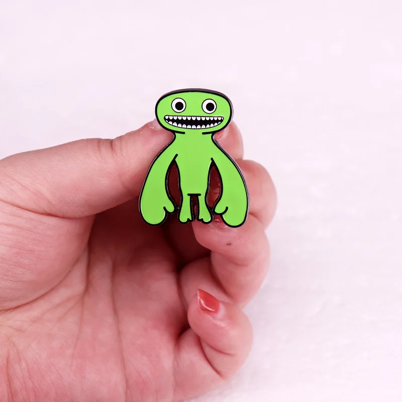 Зеленая крупная эмалированная заколка Джоша из игры банбан