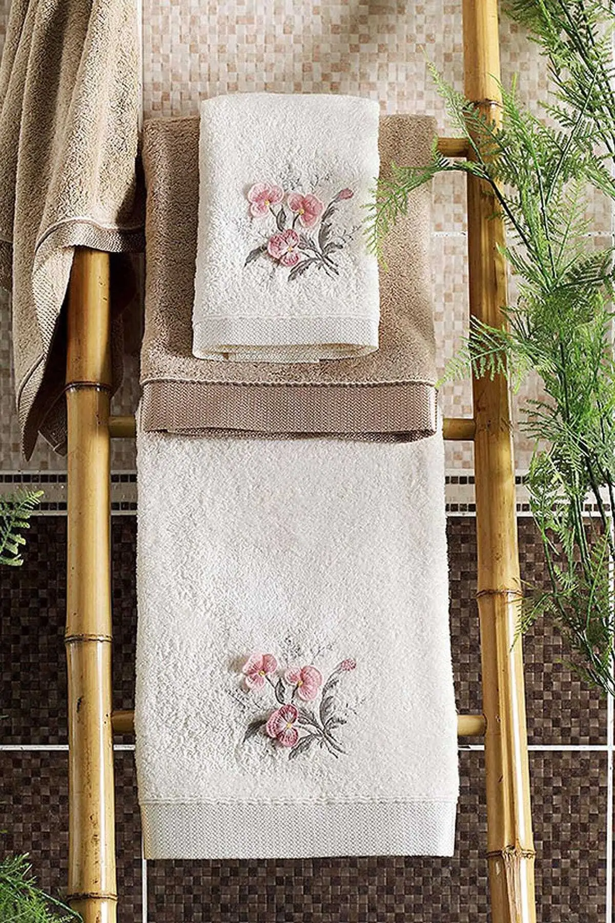 

Бамбуковый Набор для ванны Paloma Raw White Camel