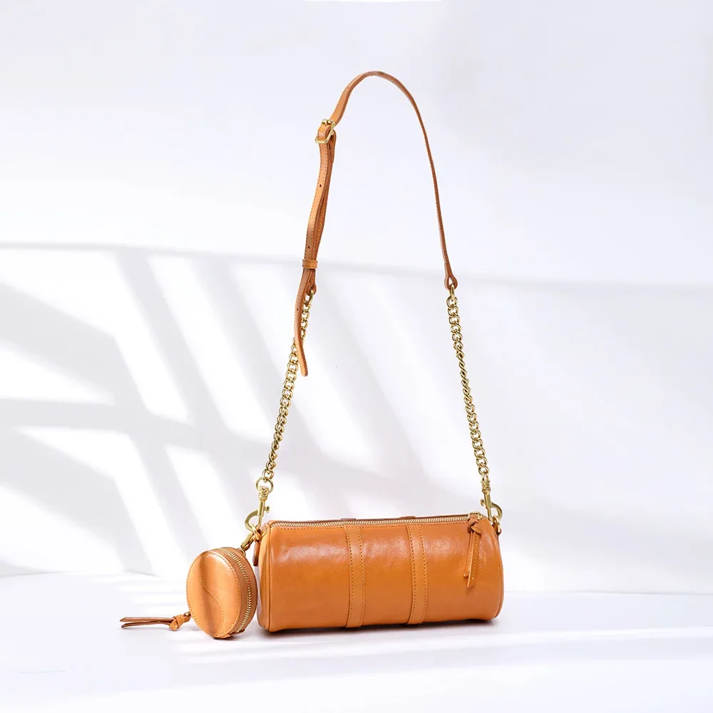 Женская сумка из воловьей кожи с цепочкой