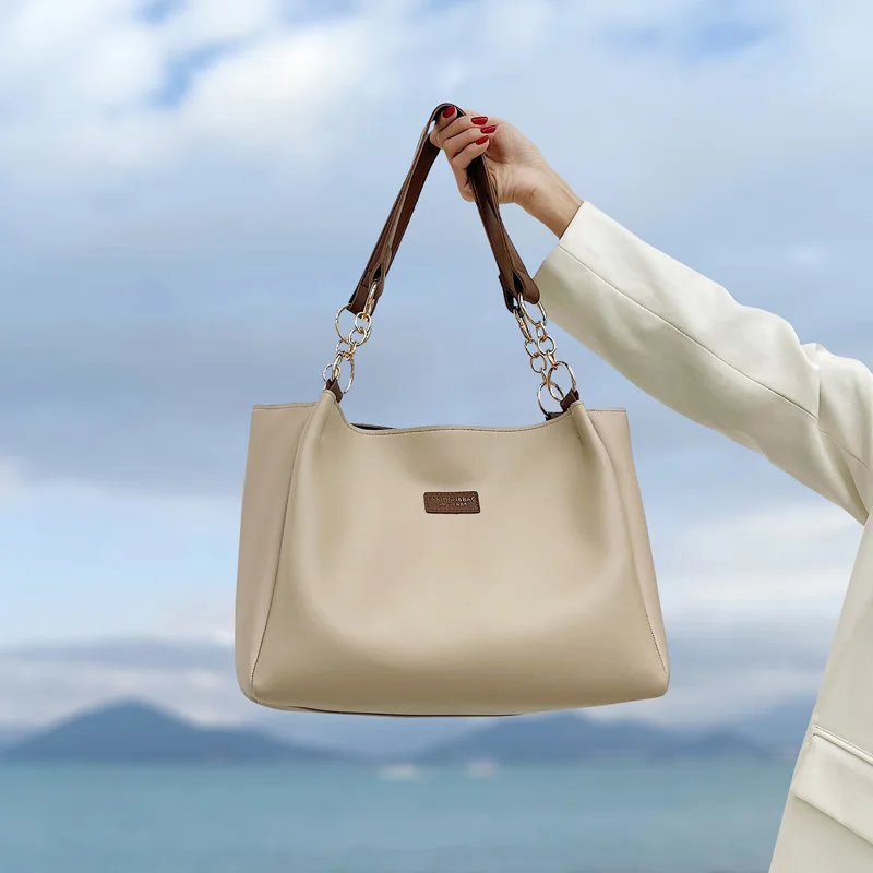 Women's Tote Bag 2023 New Fashion Simple Large Capacity Shoulder Bag Casual Women's Luxury Handbag