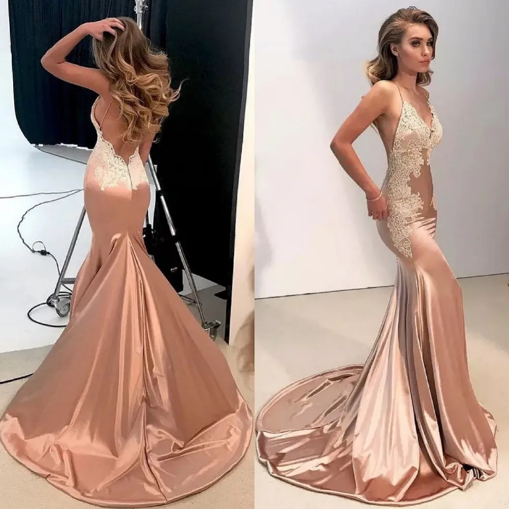 

Sexy Mermaid Long Prom Dresses 2022 Spaghetti Strap Champagn Satin Open Back Evening Dress Sweep Train Lace Formal Cocktail Gown