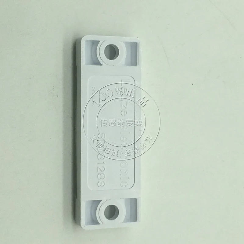 Оригинальный и подлинный немецкий Оптоэлектроника Laoyice LEUZE 50081283 рефлектор TKS-20 * 40