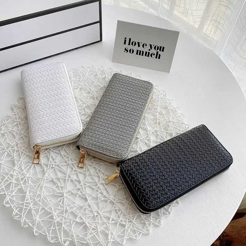 

New PU Leather Woven Women's Wallet Portable Mid-length Zipper Clutch Bag Fashion Temperament Coin Clip Bag