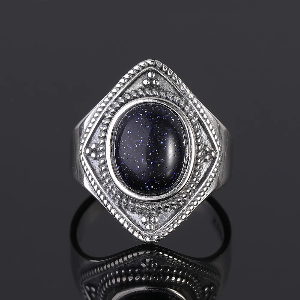 Кольцо женское овальное серебристое 8 х10 мм | Украшения и аксессуары