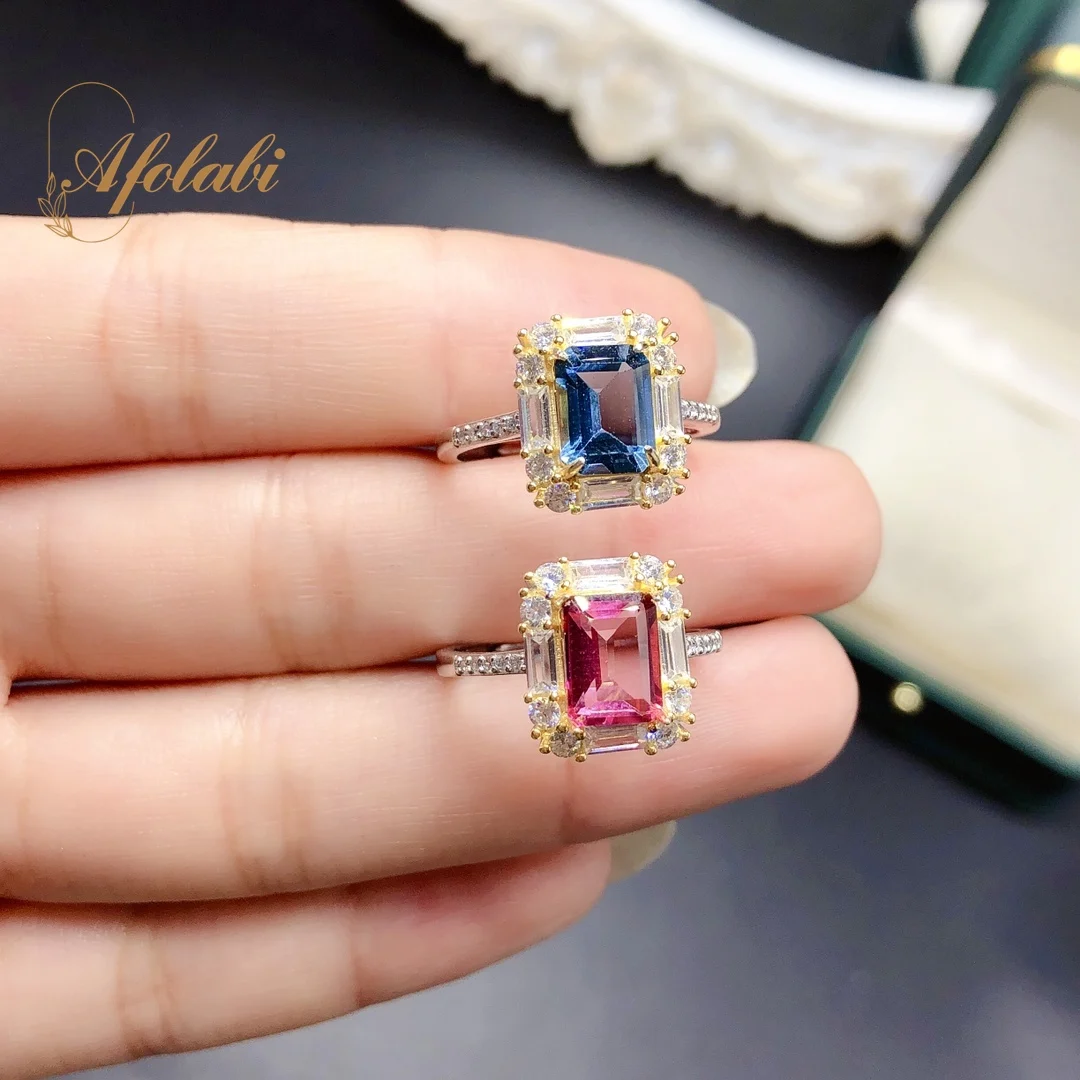 

Женское кольцо с натуральным топазом 6 х8 мм