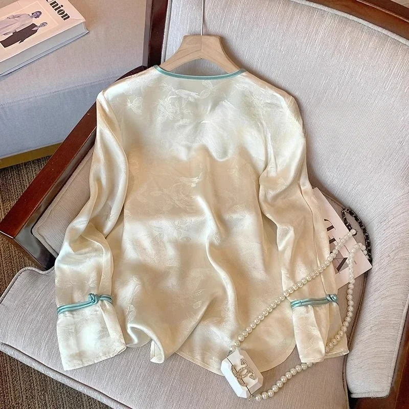 Блузка Женская атласная с круглым вырезом и длинным рукавом