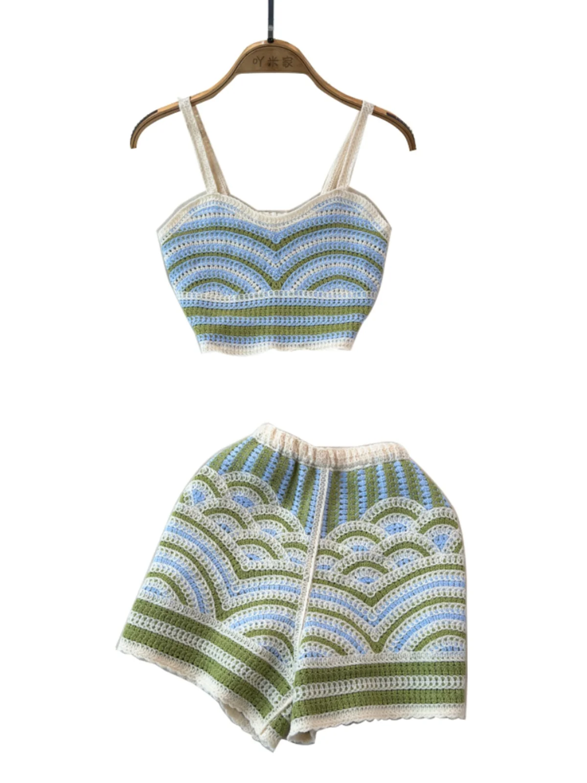 Летний вязаный пляжный костюм женский короткий топик + ажурные широкие шорты