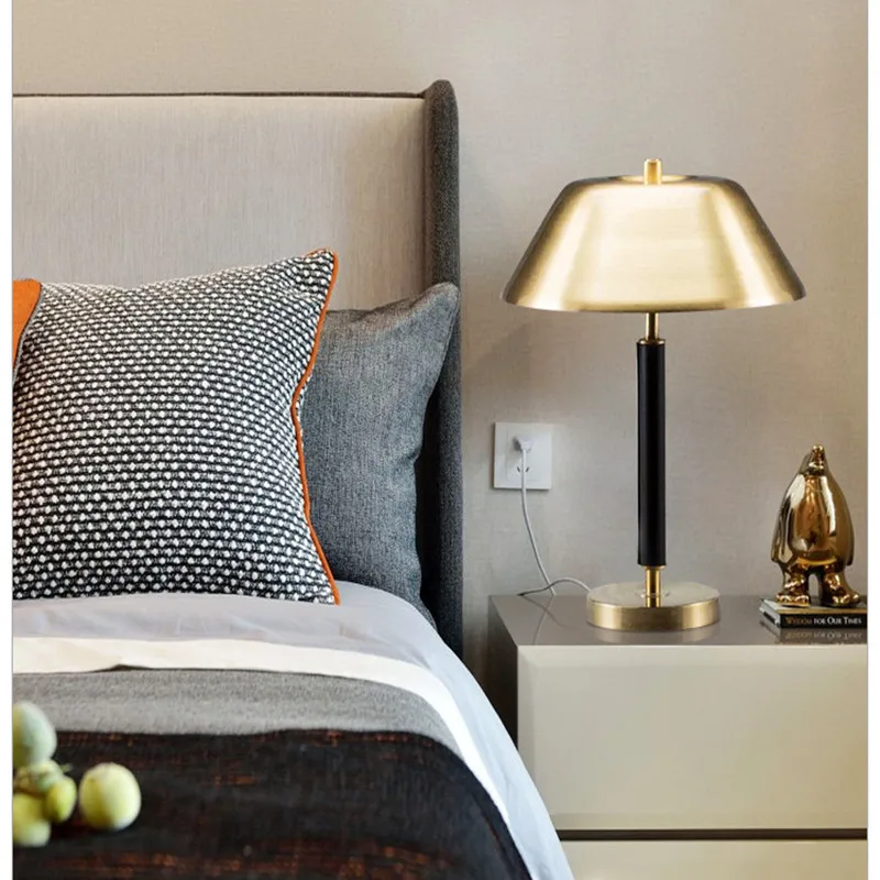 

Настольная лампа для спальни, гостиной, новый современный роскошный Настольный светильник в форме зонта для внутреннего освещения, домашний декор