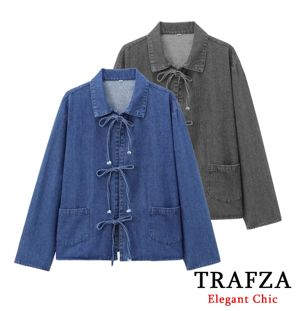 Женская джинсовая рубашка с карманами на шнуровке