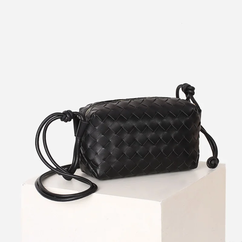 

Woven Small Square Bag New Shoulder Weave Bag Fashion Luxury Brand Design Minimalist Messenger Pillow Bag