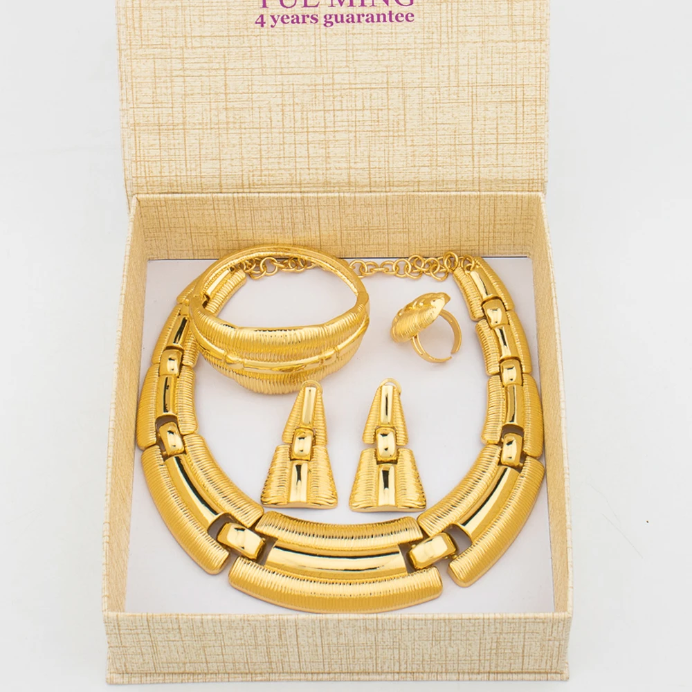 

Round Necklace Earrings Jewelry Sets Fashion Women Gold Plated Collor Bracelet Ring Wedding Dubai African Party Gift Jewelry