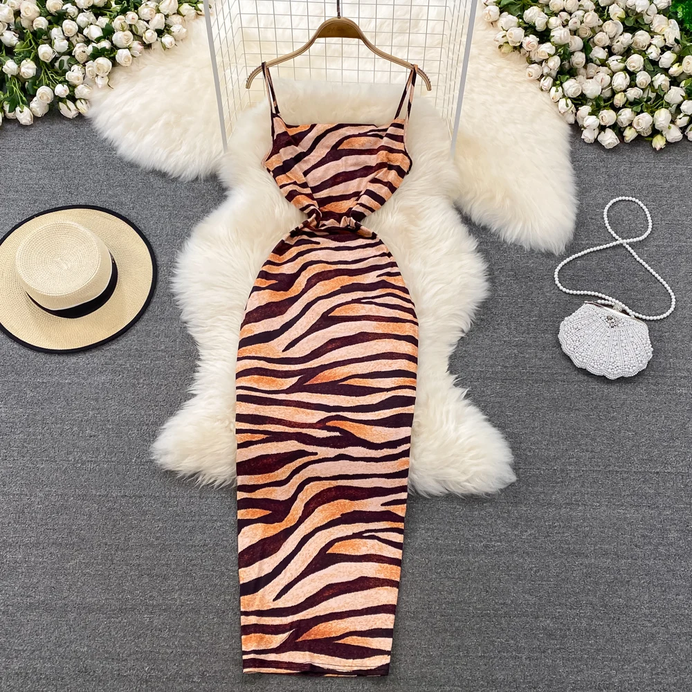 

2022 Spring New Slim Suspender Dress Sexy Backless Evening Dress Leopard Print Long Elastic Tight Buttock Dress Summer Dress
