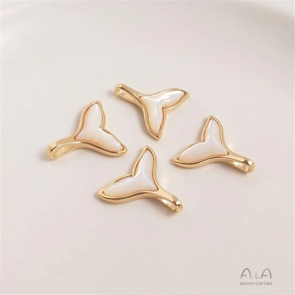 

Inlaid arc cat's eye natural shell beauty fishtail whale tail pendant DIY clavicle chain