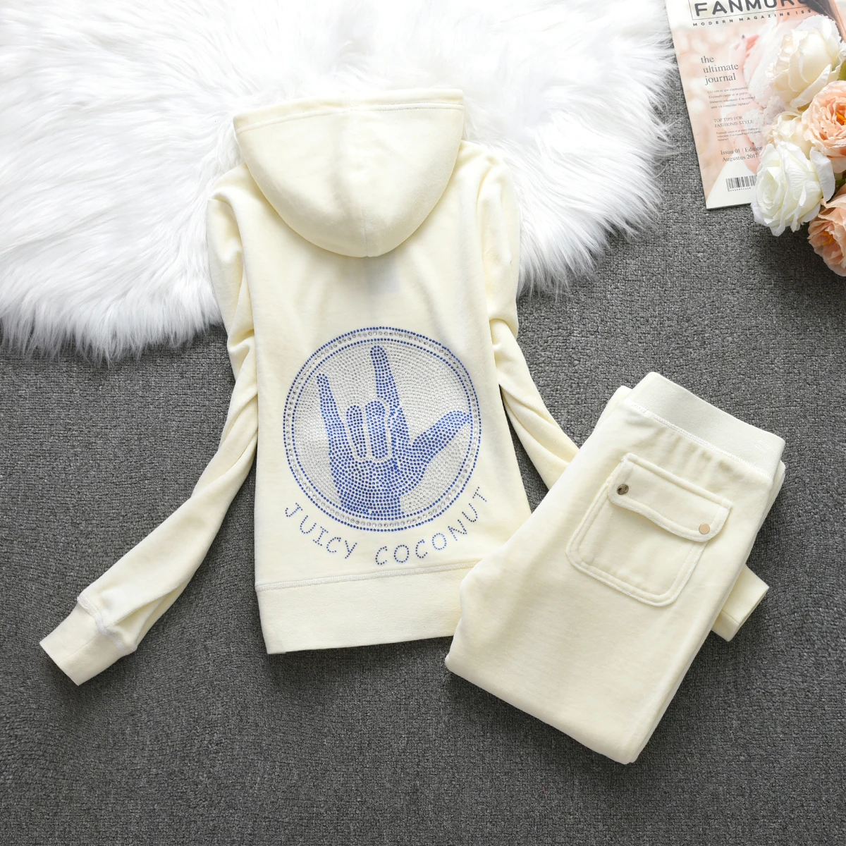 Новый осенне-зимний спортивный костюм JUICY COMETURE 2024 бархатный женский с капюшоном