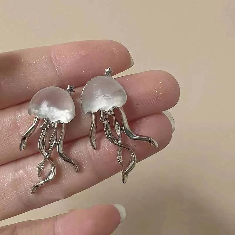 Fashion Design Floating Jellyfish Matte Crystal Earrings 2023 Korean Creativity Personality Female Y2K Drop Earrings Jewelry