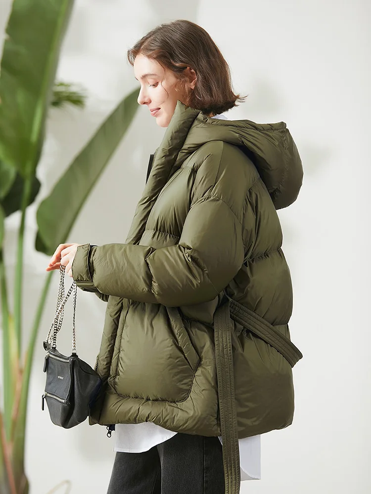

2022 Women Winter Fashion Short Warm Down Jackets Female Solid Color Hooded Coats Ladies Loose White Duck Down Overcoats E368