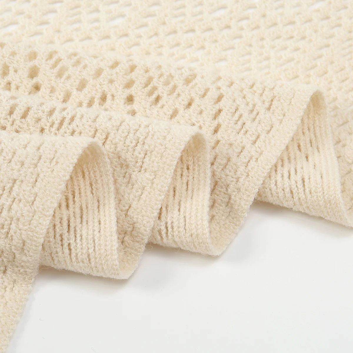 Комплект из двух предметов ажурная треугольная шаль с кисточками женская вуаль