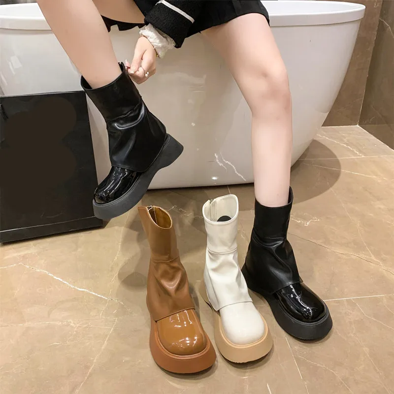 

Модные осенне-зимние ботинки BCEBYL с толстой подошвой, большие ботинки, повседневная спортивная обувь с круглым носком для женщин, ботинки на ...