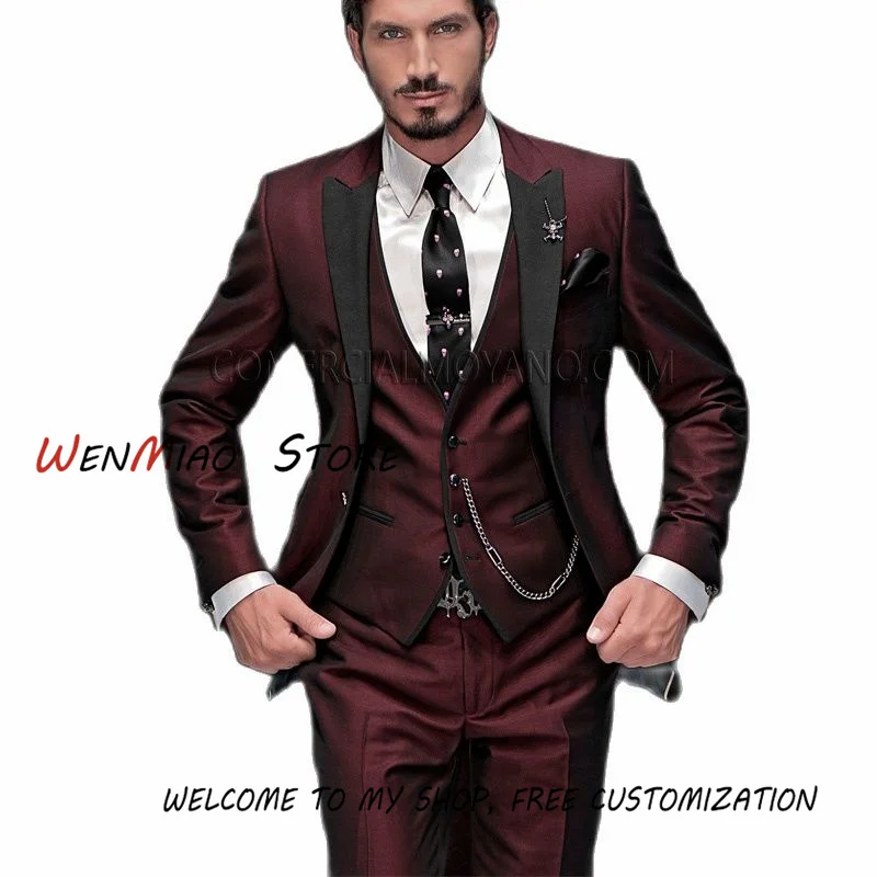 

2022 New Arrival Peak Men Black Lapel Groom Tuxedos Burgundy Men Suits Wedding 3 Pieces(Jacket+Pant+Vest+Tie)traje de novio par