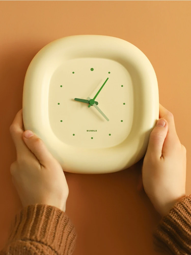 

Часы с пузырями, Современные Простые Украшения для гостиной, настенные часы, многофункциональные настольные часы, бытовые бесшумные кварце...
