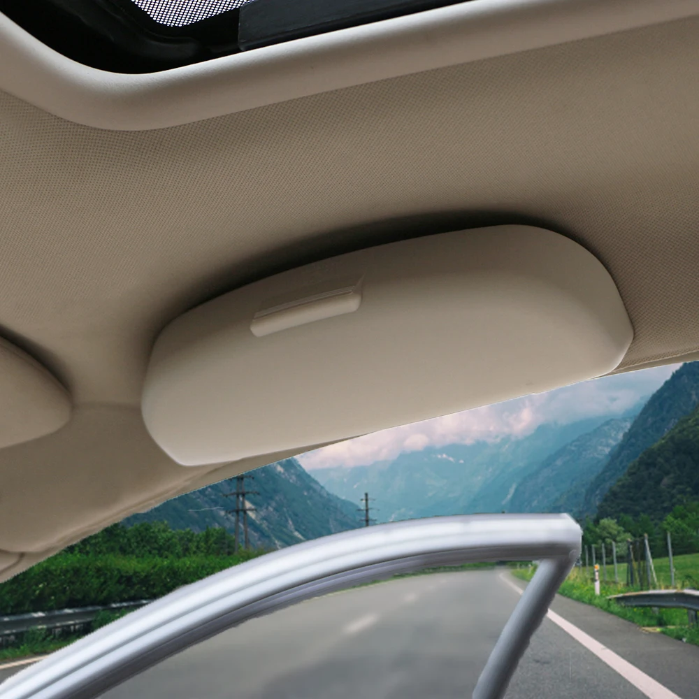

Car Sunglasses Case Glasses Holder Case Fit for Haval H2 H3 H4 H5 H6 H9 F5 F7 Coupe Glasses Box Storage Holder