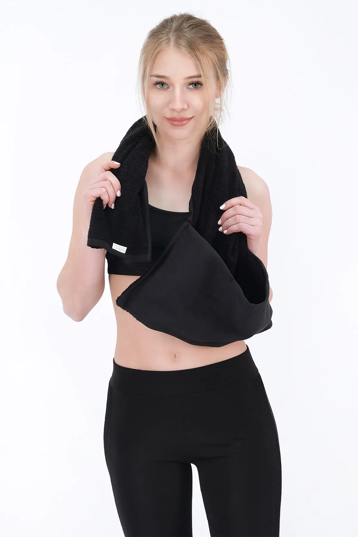 Pocket Black Sports Towel 50x100 Cm