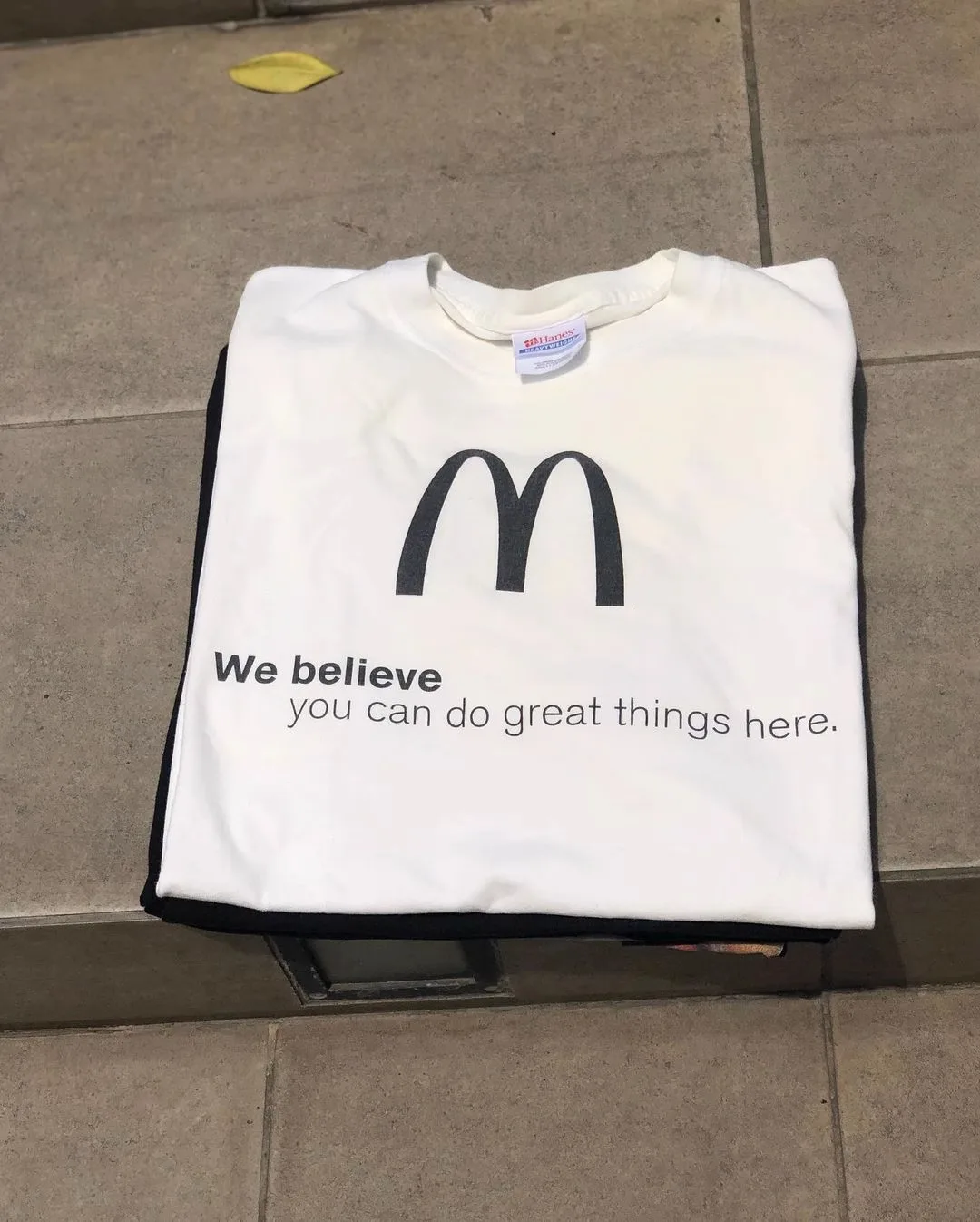 Гонконг Sle Shopping Mall Модный бренд Распродажа ~ Простая футболка из чистого хлопка с