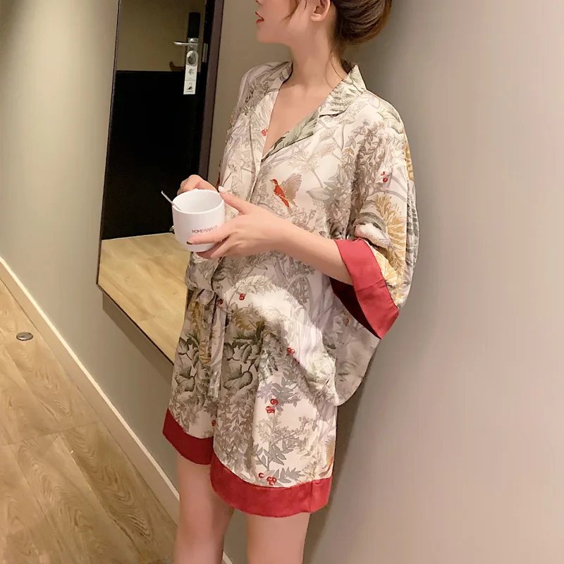 New Spring Summer Pajamas Short Sleeve Short Pants Woman Silk Fashion Sleepwear Flowers Bird Print Sexy Satin Pajama Sets