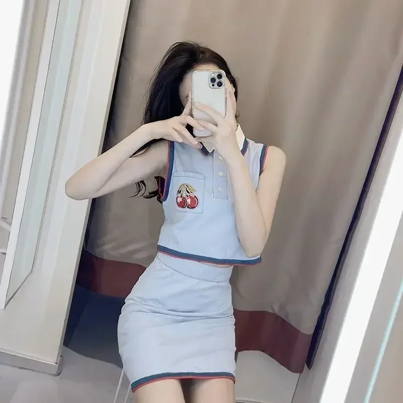 2024 женский летний новый модный короткий топ без рукавов с высокой талией юбка на