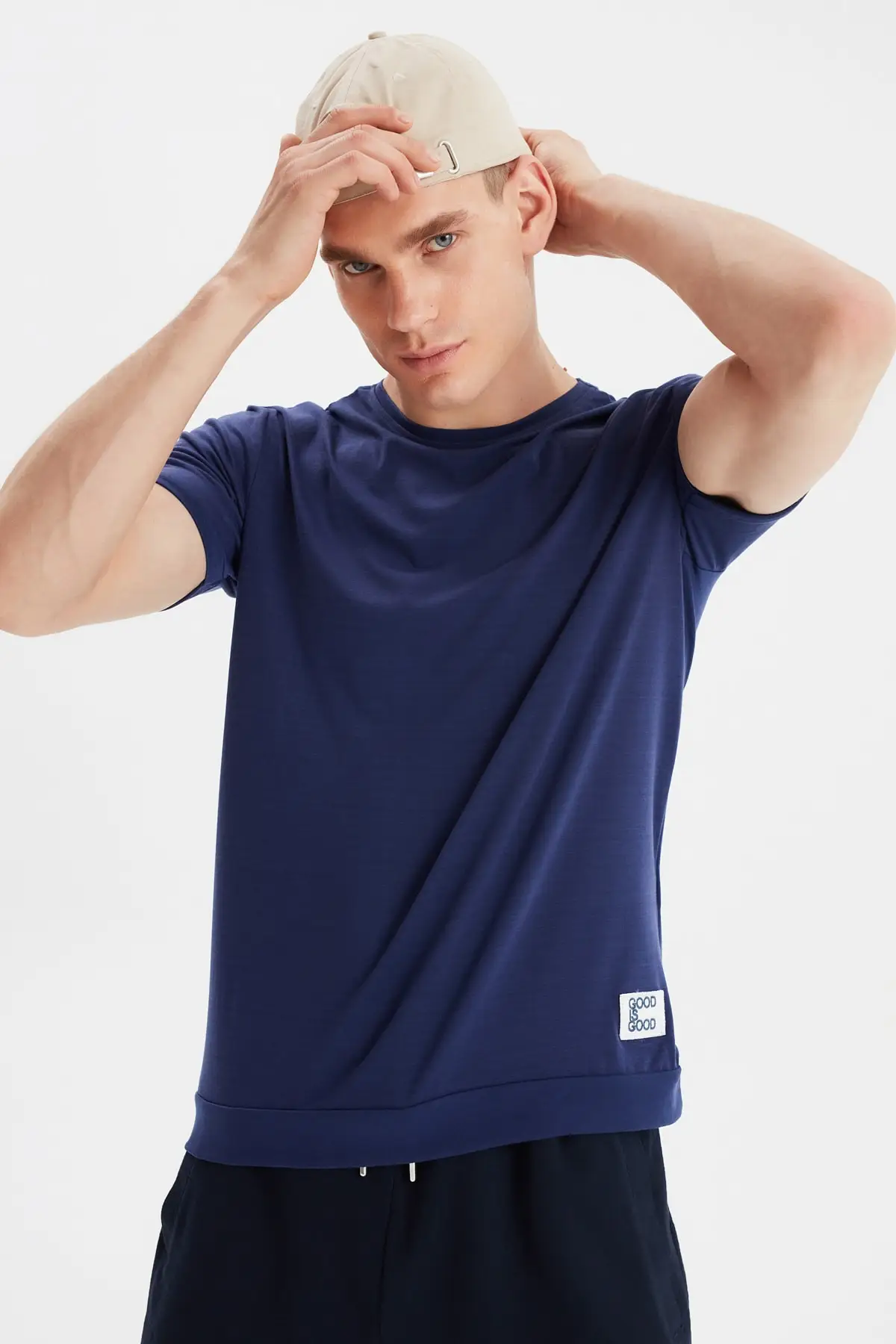

Trendyol Male T-Shirt TMNSS21TS2094