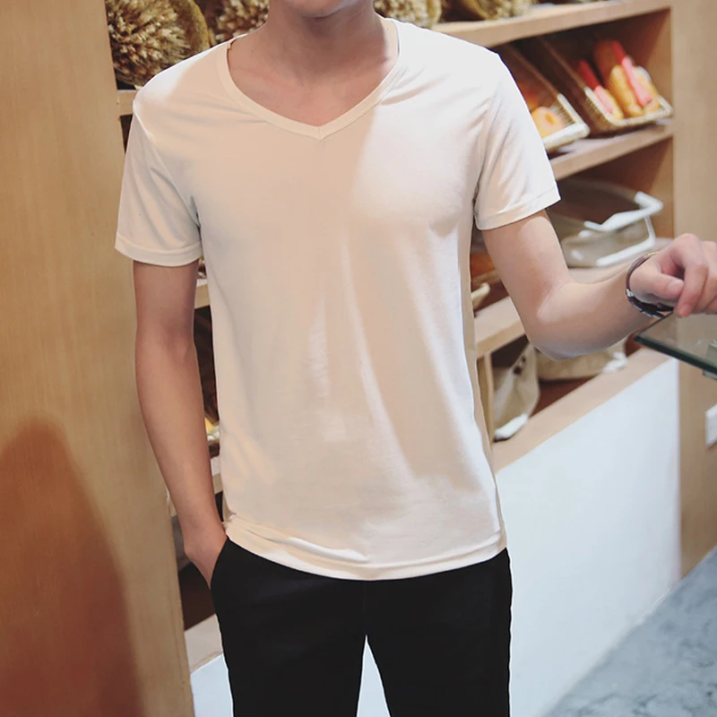 

Футболка мужская летняя однотонная с V-образным вырезом и коротким рукавом