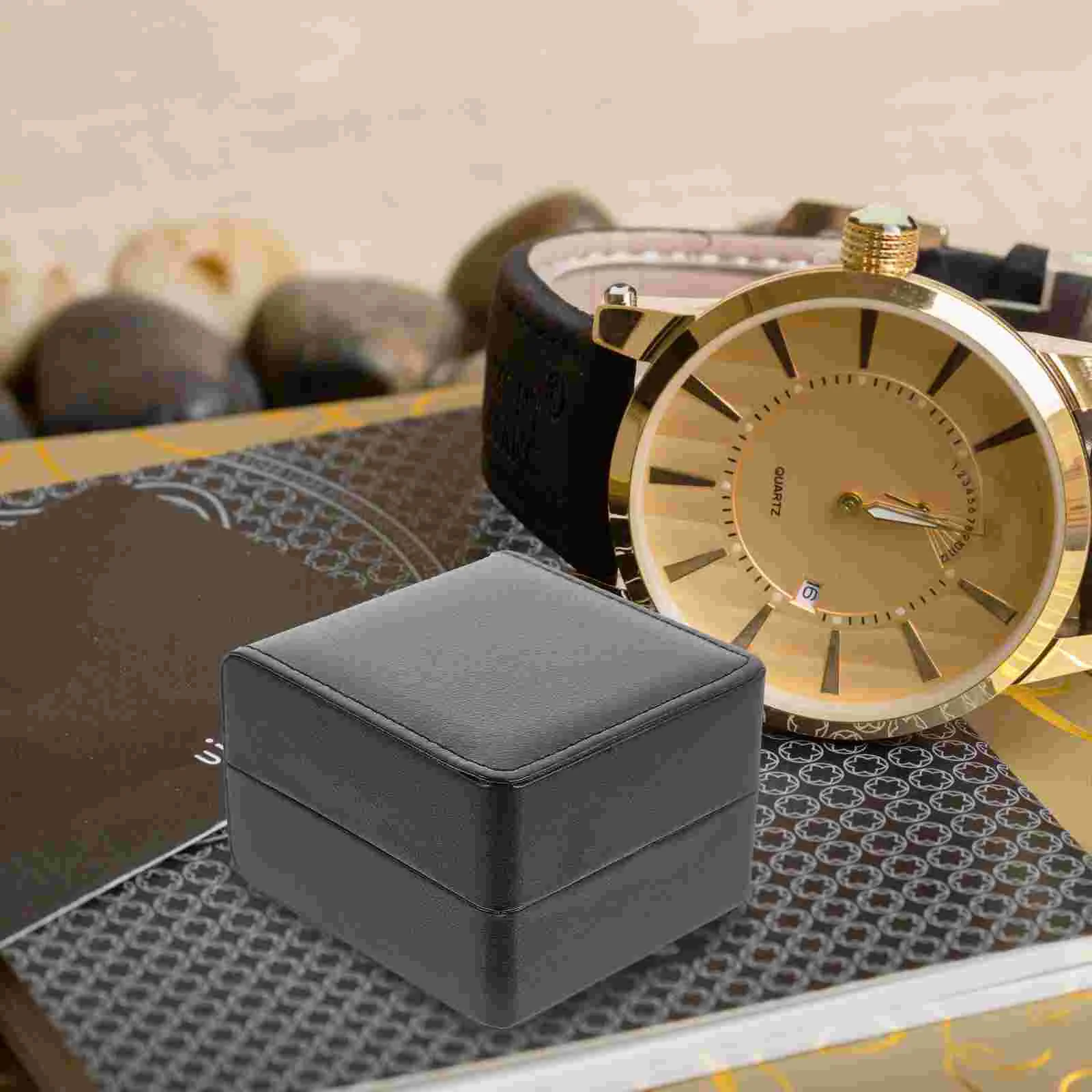 

Wrist Watch Travel Case Watch Display Box PU Watch Box Storage Organizer