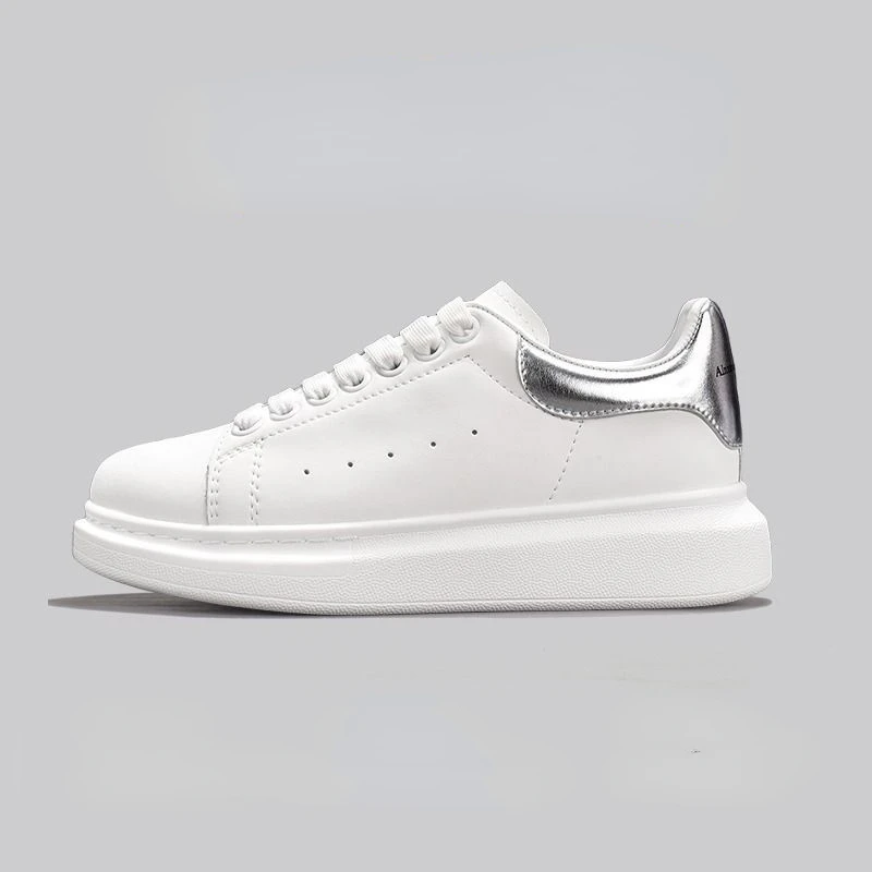 Luxury Platform Shoes for Women Brand White Sneakers Women Vulcanize Shoes Men Couple Light Flat Shoes Skateboard Shoes 2023 New