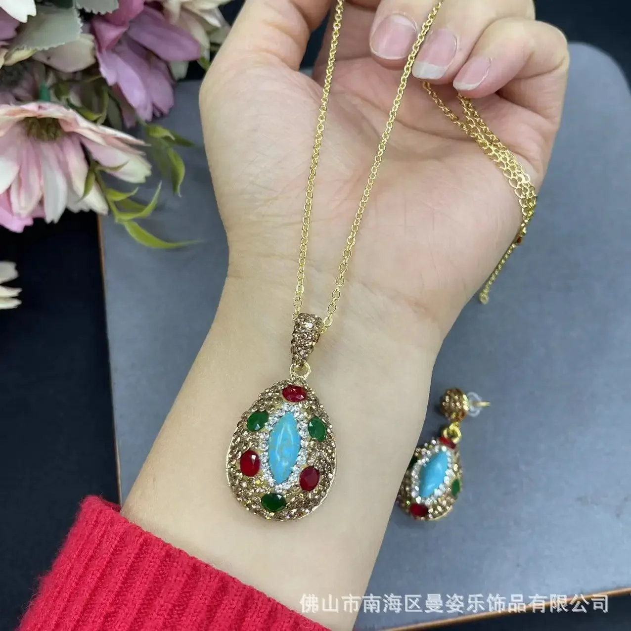 Конский глаз бирюза инкрустированный Рубин набор из трех частей