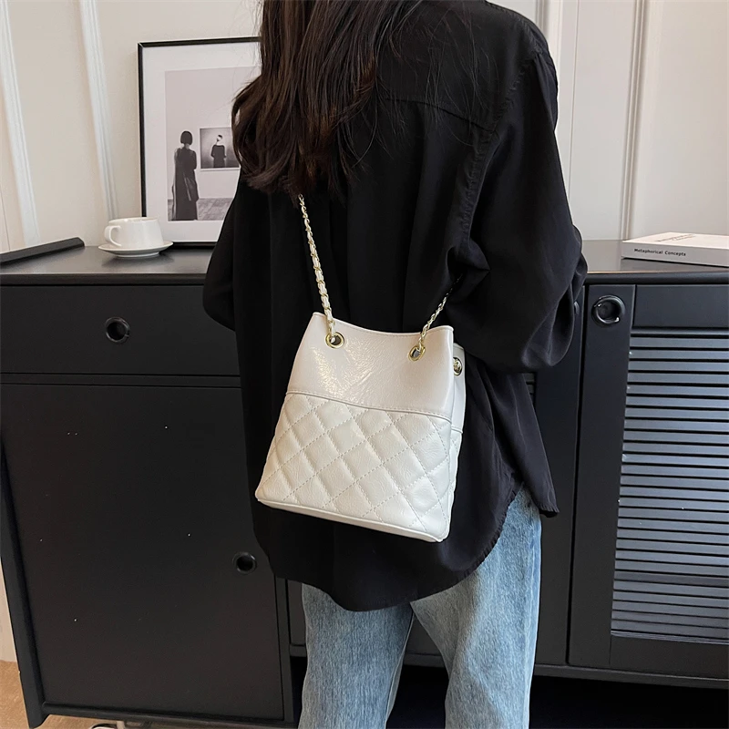 New Solid Color High Quality Shoulder Bags Luxury Design For Women Crossbody 2023 Summer Casual Fashion Handbags Simple Style PU
