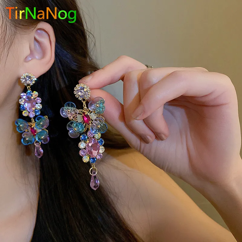 

South Korean Women Elegant Lovely Rhinestone Earrings Girl Classic Luxury Fashion Color Butterfly Earrings Jewelry Gifts