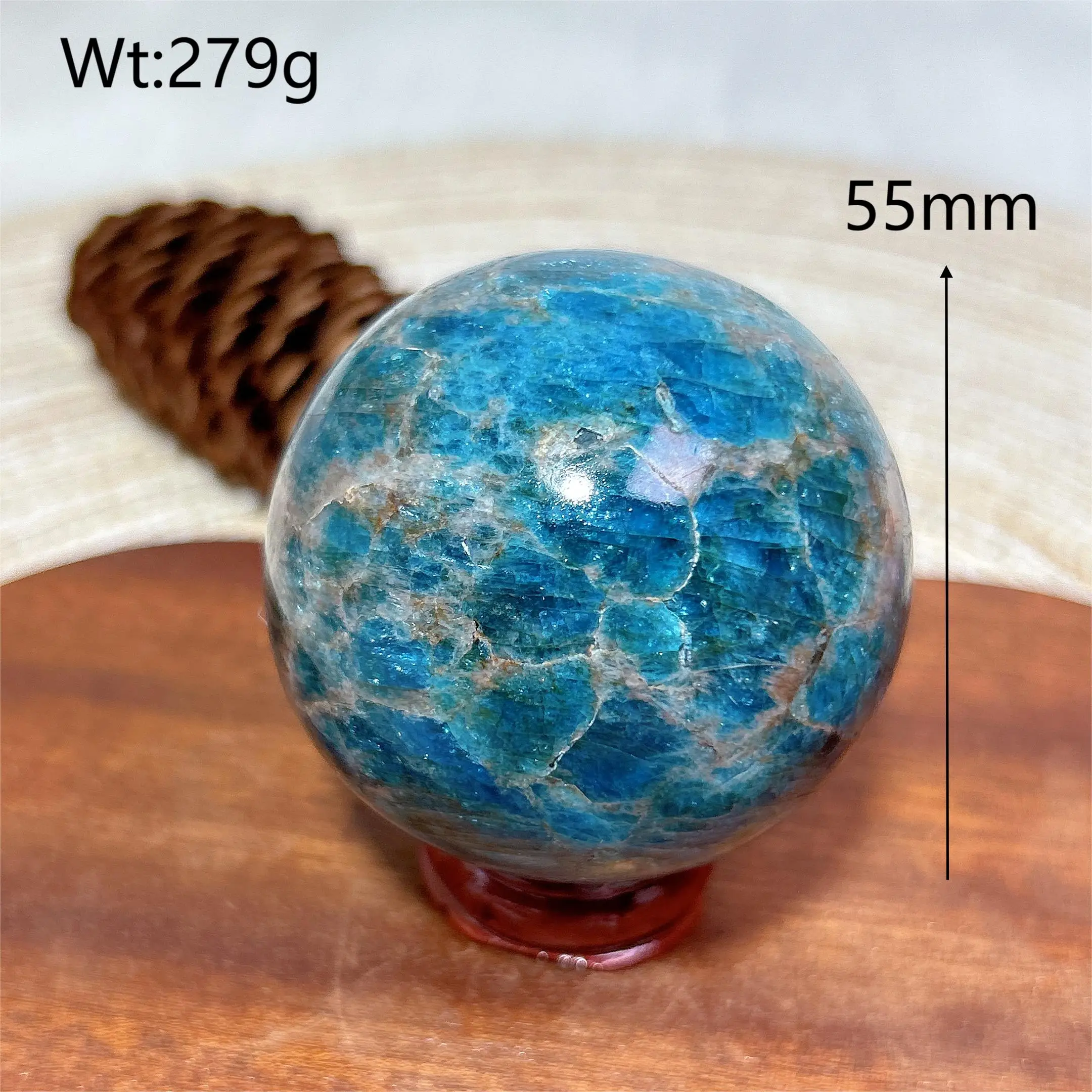 

Натуральный кристалл апатит сфера