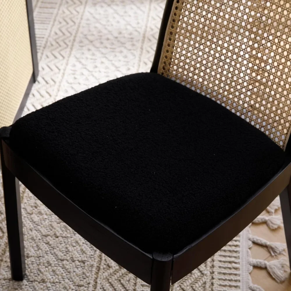 Набор из 4 обеденных стульев с массивными деревянными ножками боковые стулья