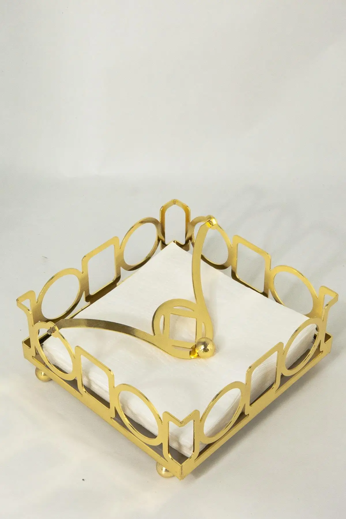 

Роскошный золотистый квадратный металлический держатель для салфеток с зеркальной основой из нержавеющей стали органайзер для бумажных п...