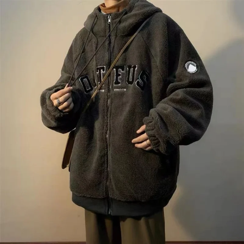 Рисунок 3 - Двухсторонняя стеганая куртка с